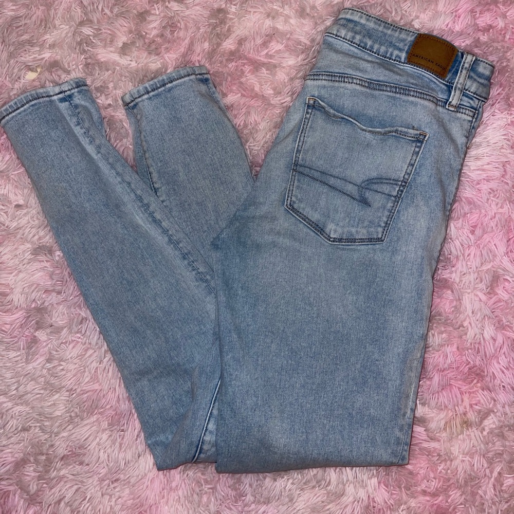 American Eagle Light Wash Jeans